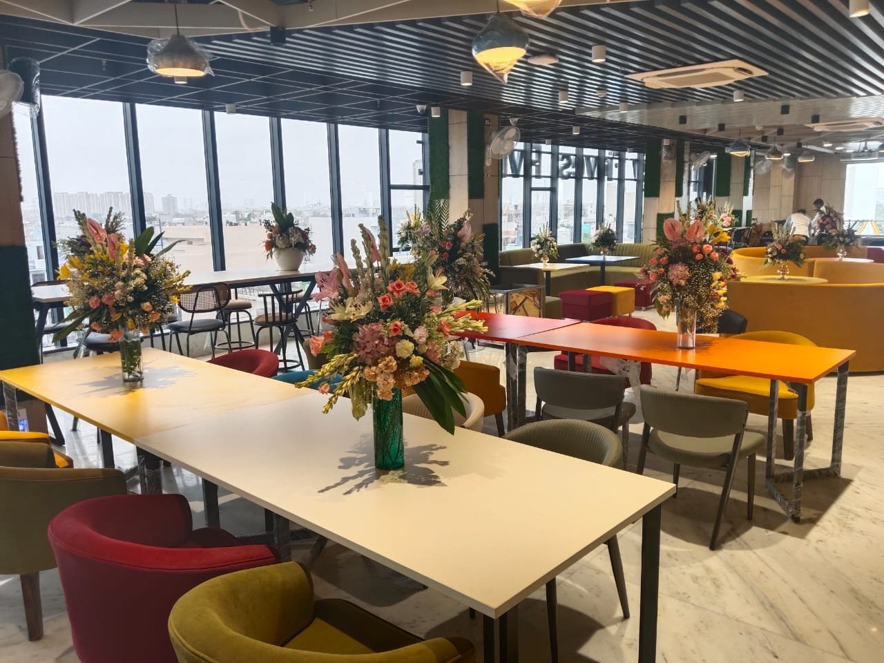 Image gallery marquee